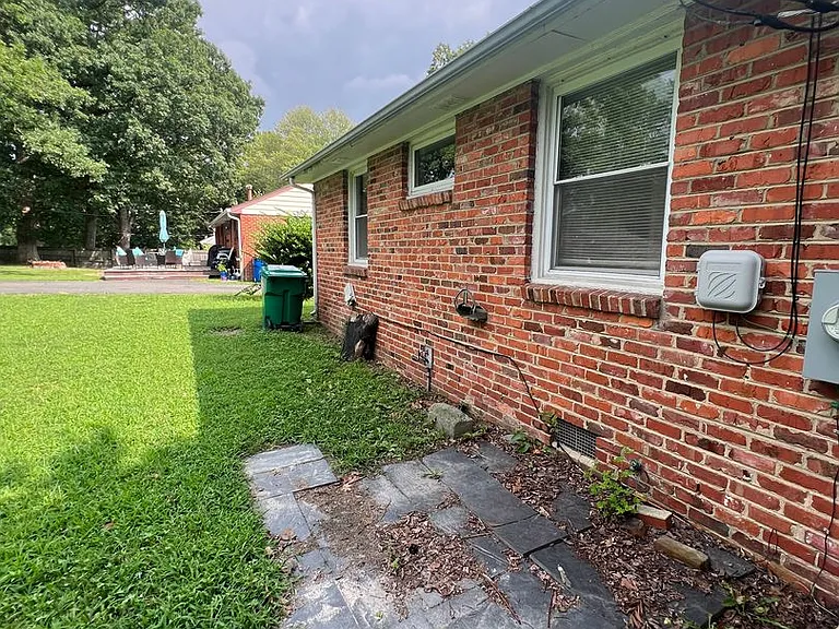 8206 Adrian Dr — Photo 34