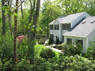 8 Glen Hill Dr, Saunderstown, RI 02874