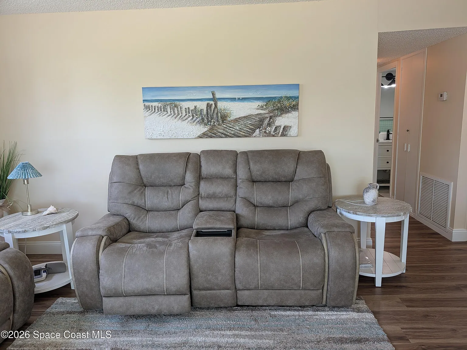 2 bed, 2.0 bath, 912 sqft, $3,000 — Photo 4