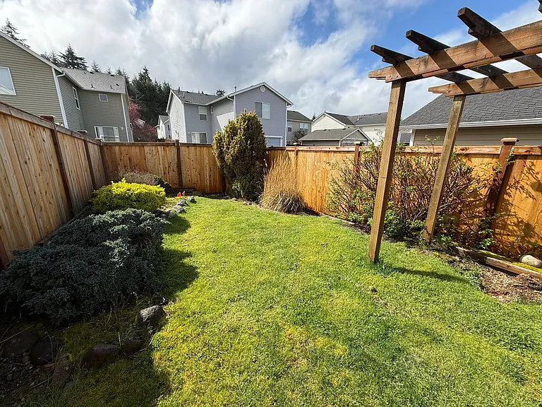 1817 Johnson Ave — Photo 28