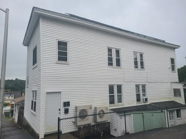 37 Adams St, Worcester, MA 01604