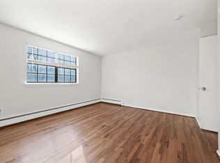 91 Sycamore Ln #4, Manchester, CT 06040