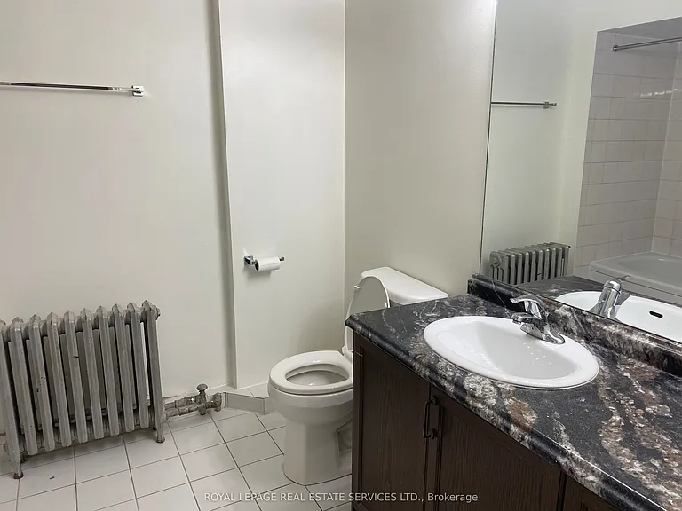 3874A Bloor St W #2 — Photo 13