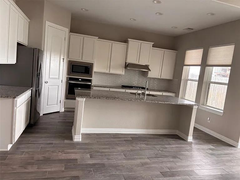 7414 Evelyn Grove Dr — Photo 9
