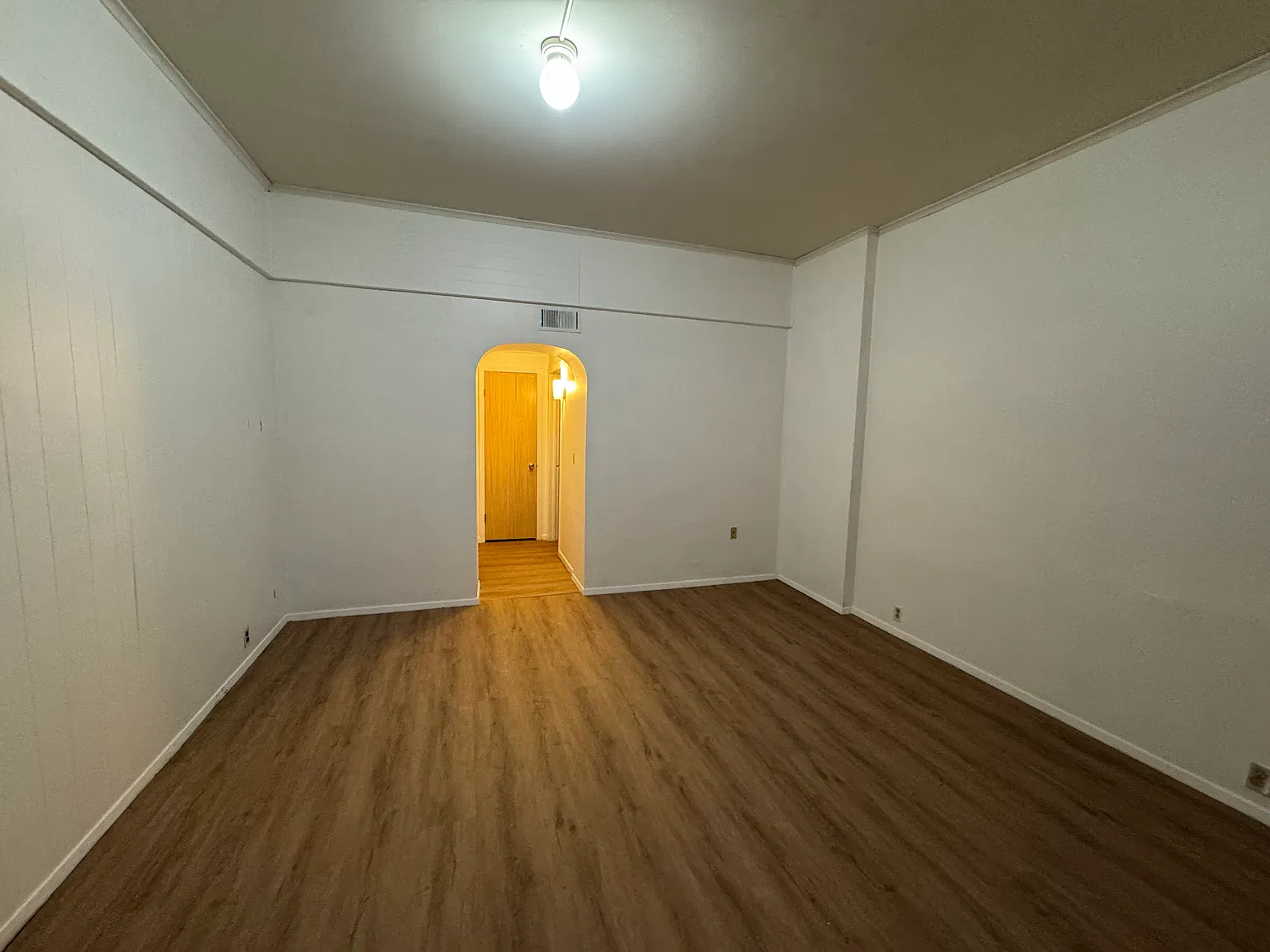 1 bed, 650 sqft, $1,225 — Photo 4