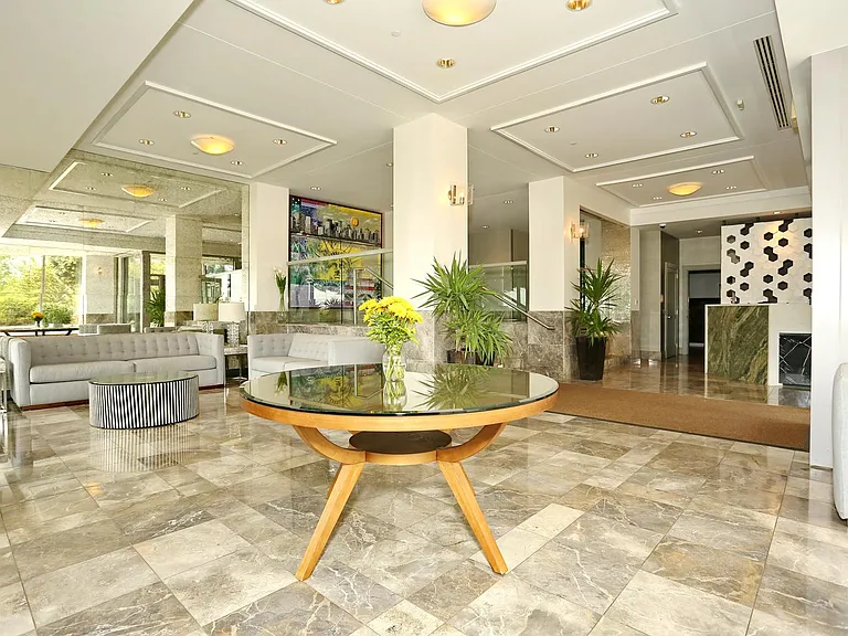 25 Hudson St #10 — Photo 10