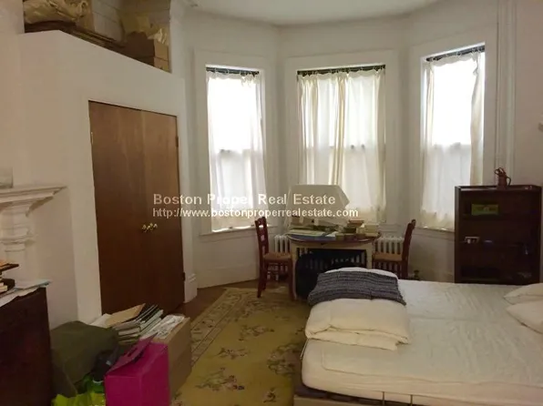 379 Marlborough St APT 6, Boston, MA 02115