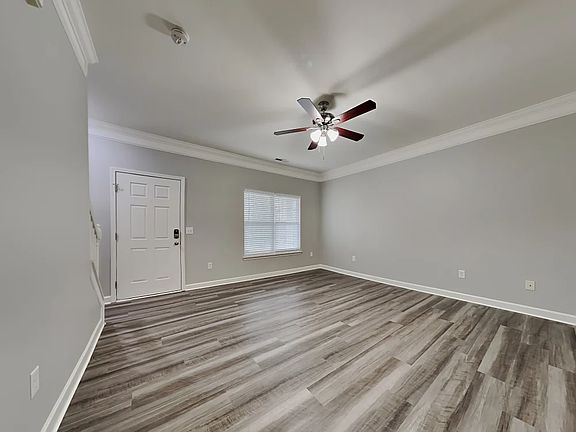 4th image of 1036 Sundance Dr