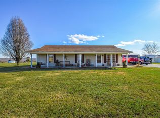 1942 Harveys Creek Rd, Moneta, VA 24121