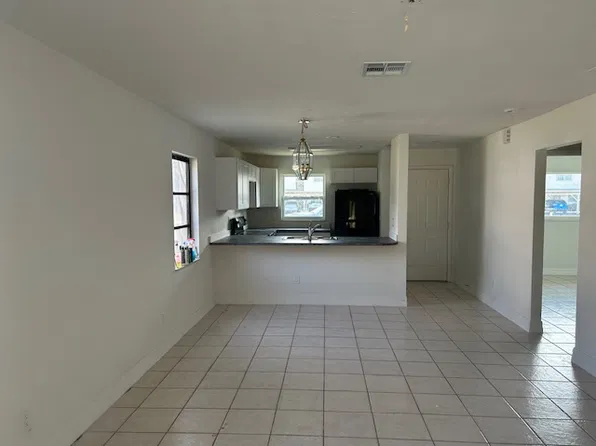 5952 Littlestone Ct #5952, North Fort Myers, FL 33903
