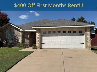 9021 Rushing River Dr, Fort Worth, TX 76118