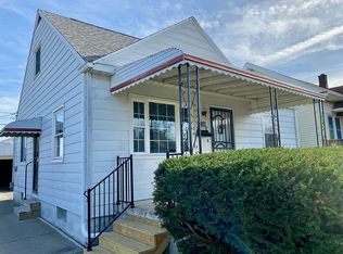 4240 Packard Rd, Toledo, OH 43612