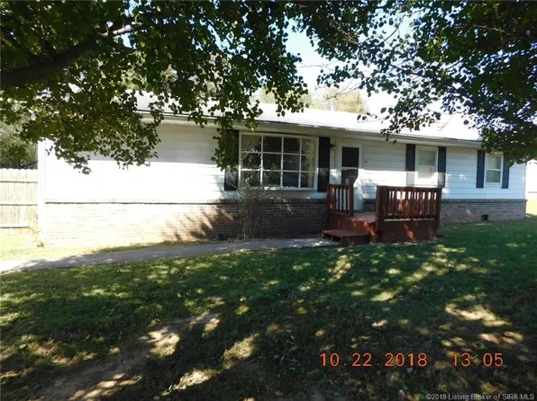 966 W Hospital Rd, Paoli, IN 47454