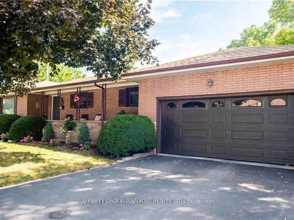 30 Adelaide St S, Kawartha Lakes, ON K9V 3J7