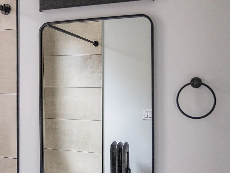 4119 W Belle Plaine Ave #8 — Photo 12