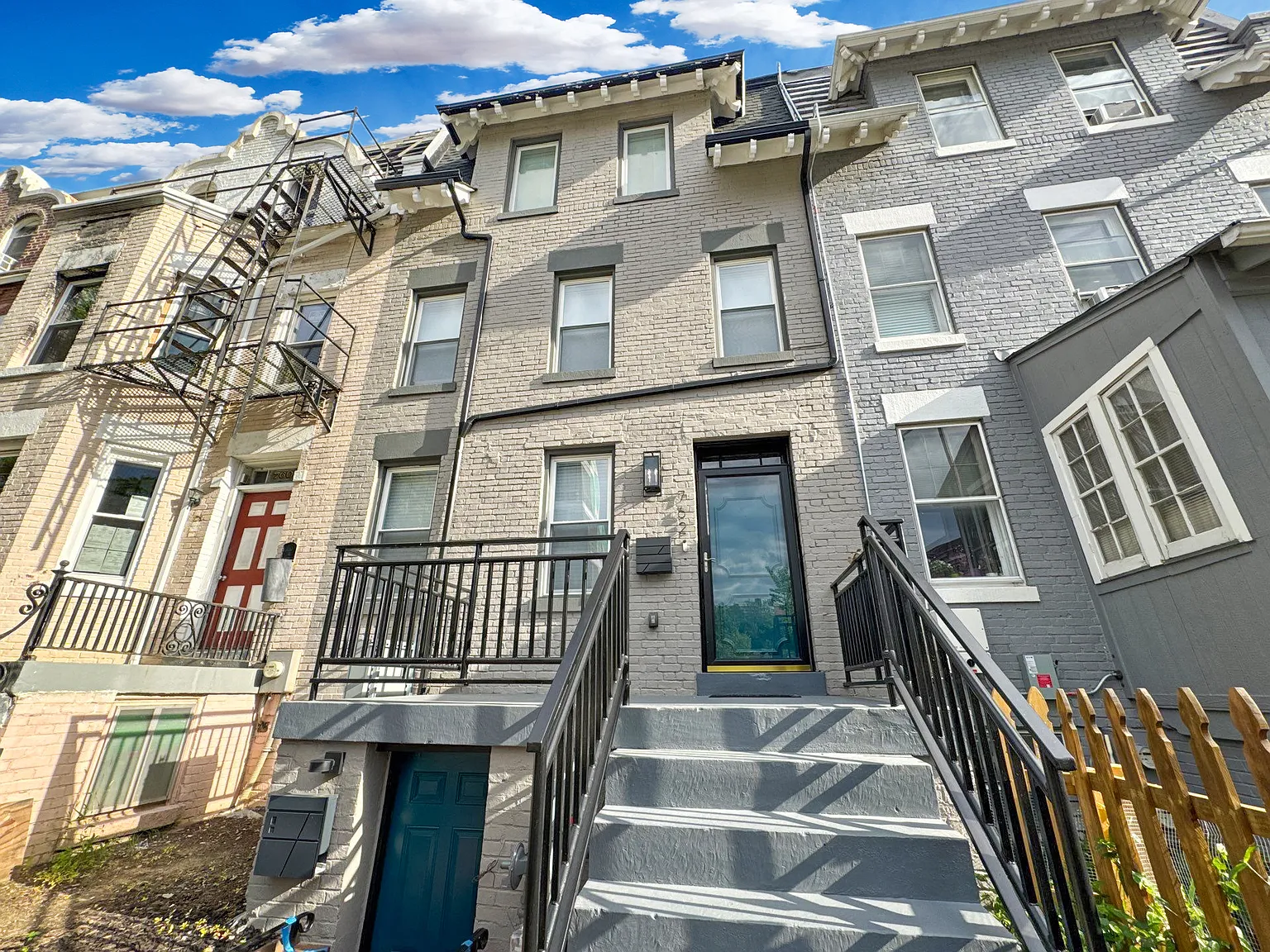 Spacious Renovated 3BR/2BA Bi-Level Near Metro with In-Unit Laundry! — Photo 1