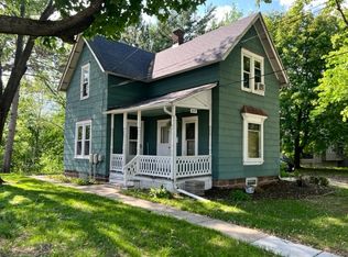 627 N Park St, Reedsburg, WI 53959