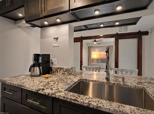 3288 Page Ave APT 1214, Virginia Beach, VA 23451