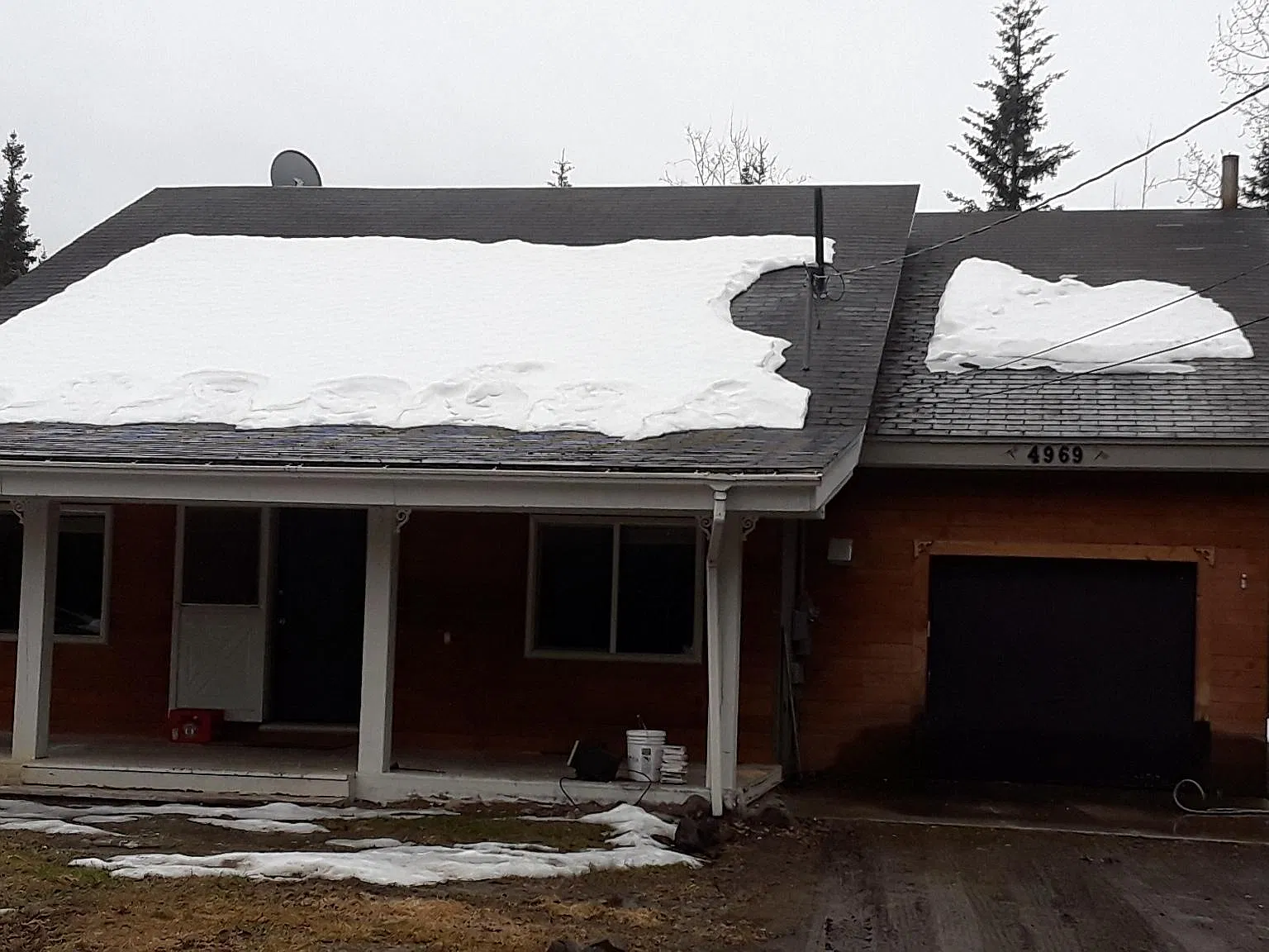 4 bed, 2149 sqft, $2,200 — Photo 2