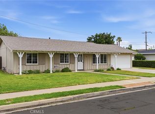 186 Buoy St, Costa Mesa, CA 92627