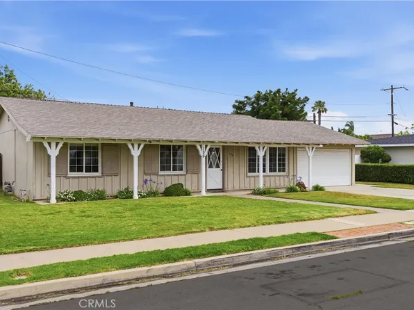 186 Buoy St, Costa Mesa, CA 92627