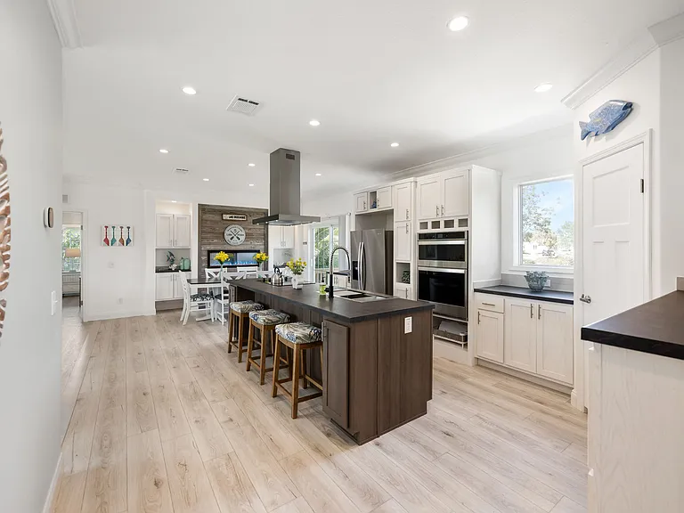 2517 SE 32nd St — Photo 49