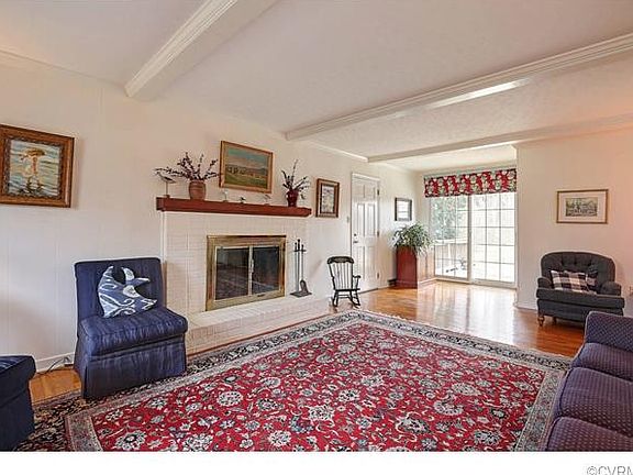 4th image of 11135 Crooker Dr