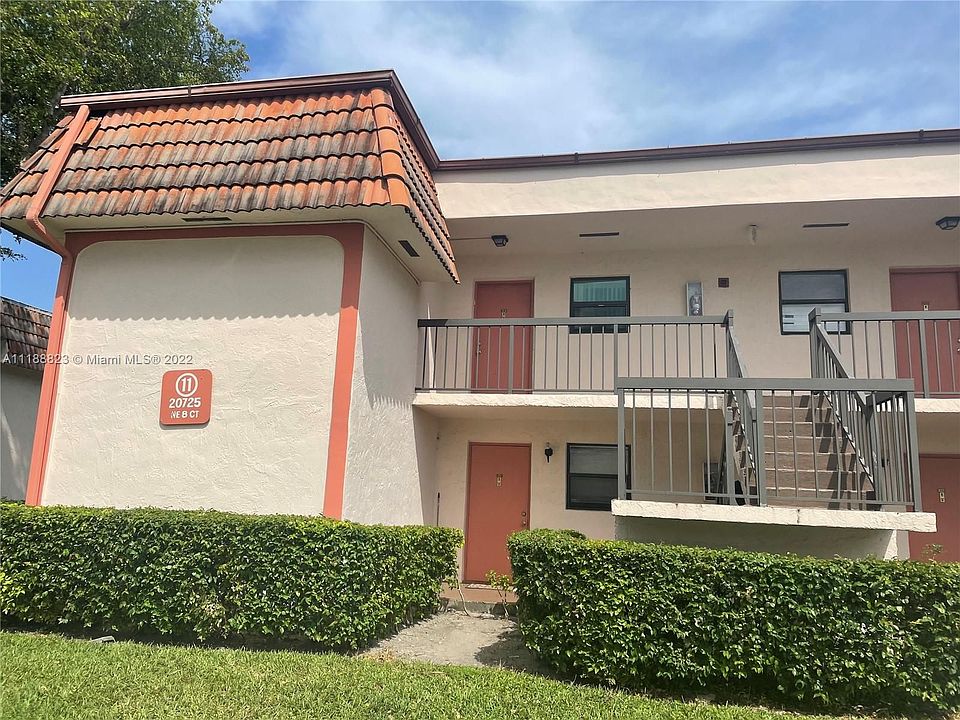 1st image of 20725 NE 8th Ct APT 101