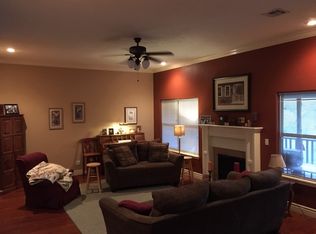 2403 S Mount Olive St, Siloam Springs, AR 72761