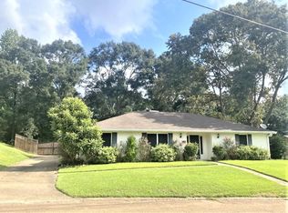 124 Tanglewood Rd, Natchez, MS 39120