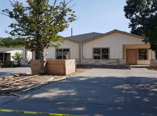 5622 Ridgeway Dr, Houston, TX 77033