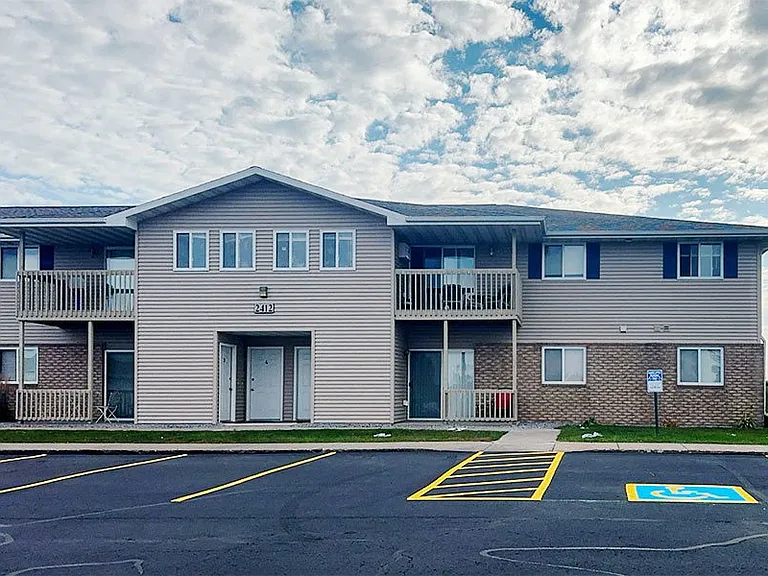 HILLTOP PARK APARTMENTS — Photo 11