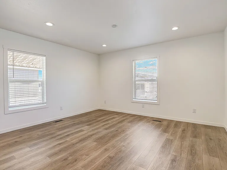 2627 S Lamb Blvd #225 — Photo 5