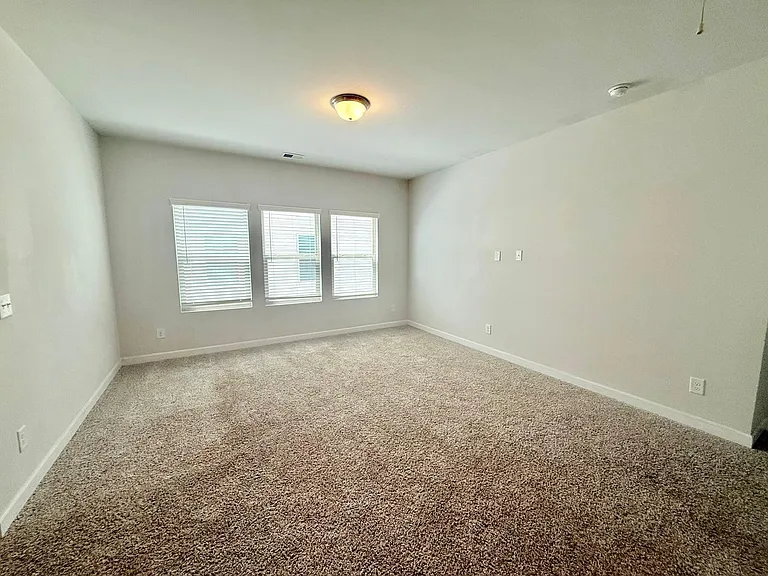 3092 Cedric Ct — Photo 27