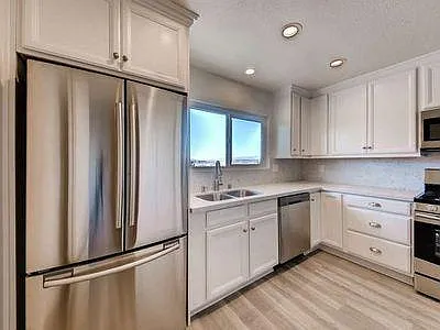 2 bed, 2.5 bath, 1210 sqft, $3,250 — Photo 4