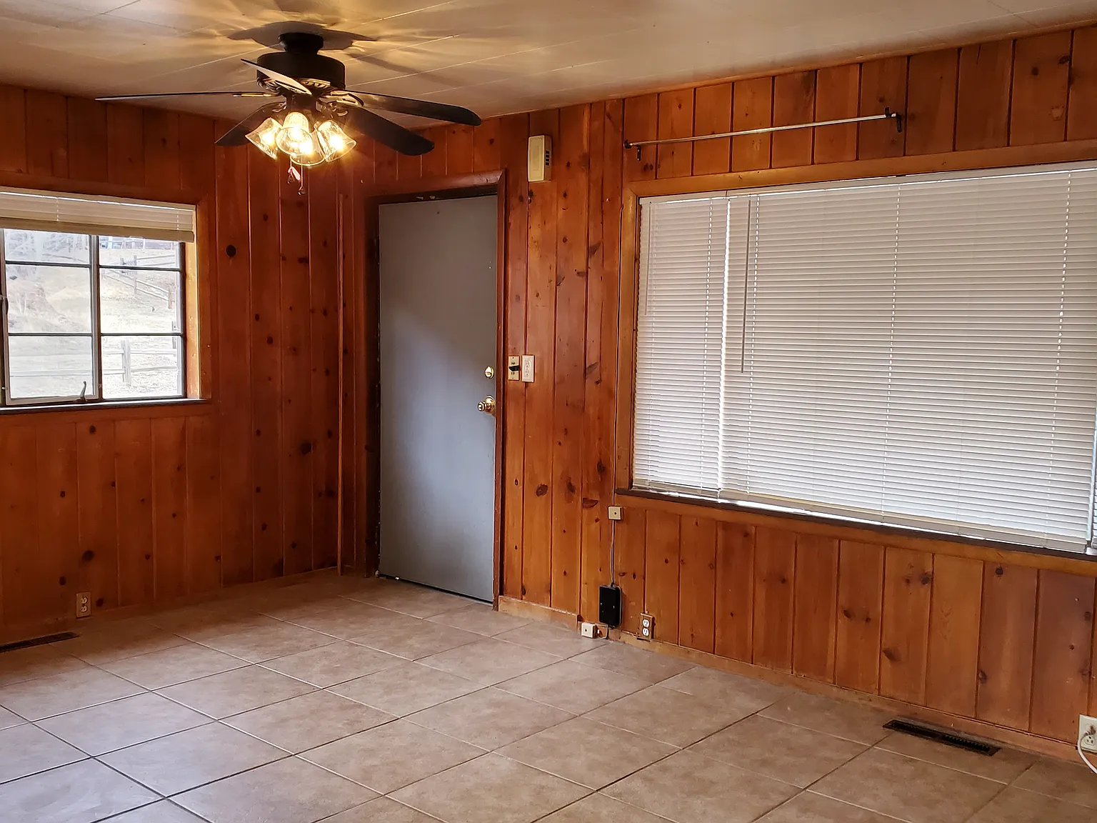 1 bed, 730 sqft, $1,310 — Photo 3