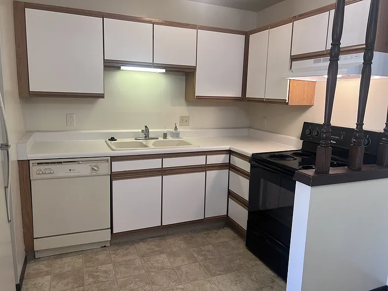 5826 Margery Dr #202 — Photo 6