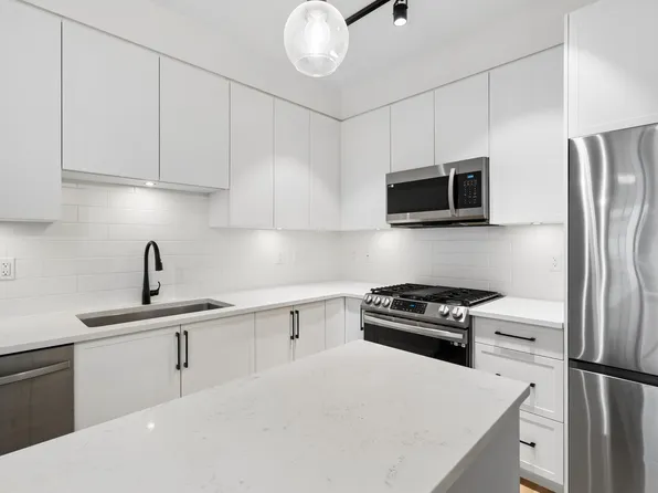 7506 199a St #326, Langley, BC V2Y 3G1