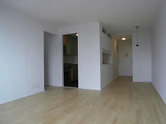 Rented by CCG Real Estate Brokerage