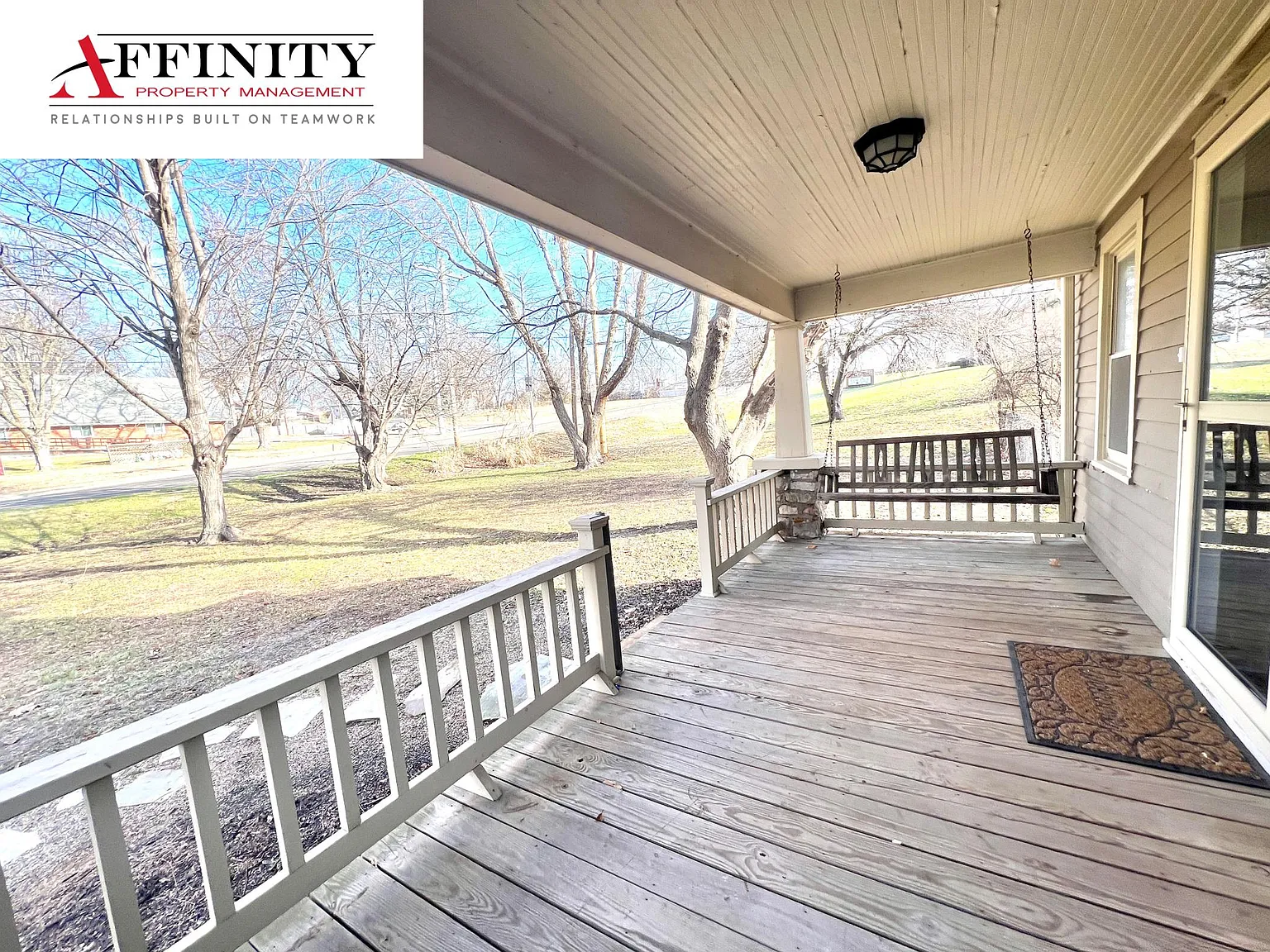 4 bed, 1828 sqft, $2,450 — Photo 2