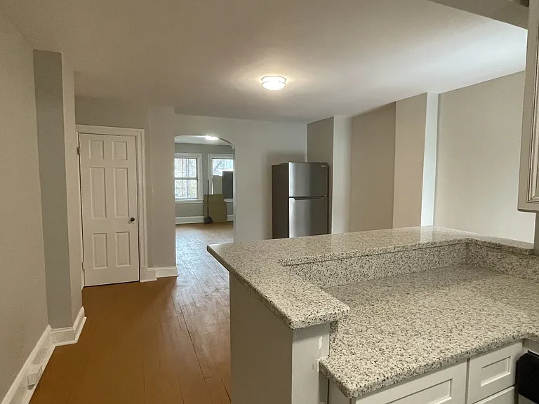 2644 W Lafayette Ave — Photo 41