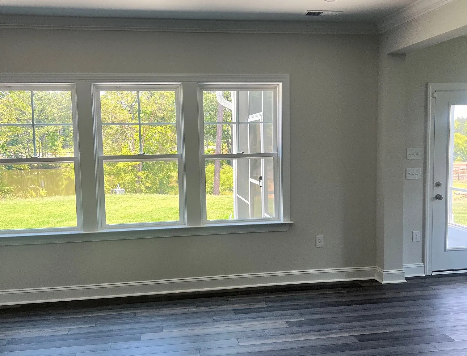 5 bed, 2619 sqft, $2,850 — Photo 2