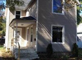 616 Elm St, Three Rivers, MI 49093