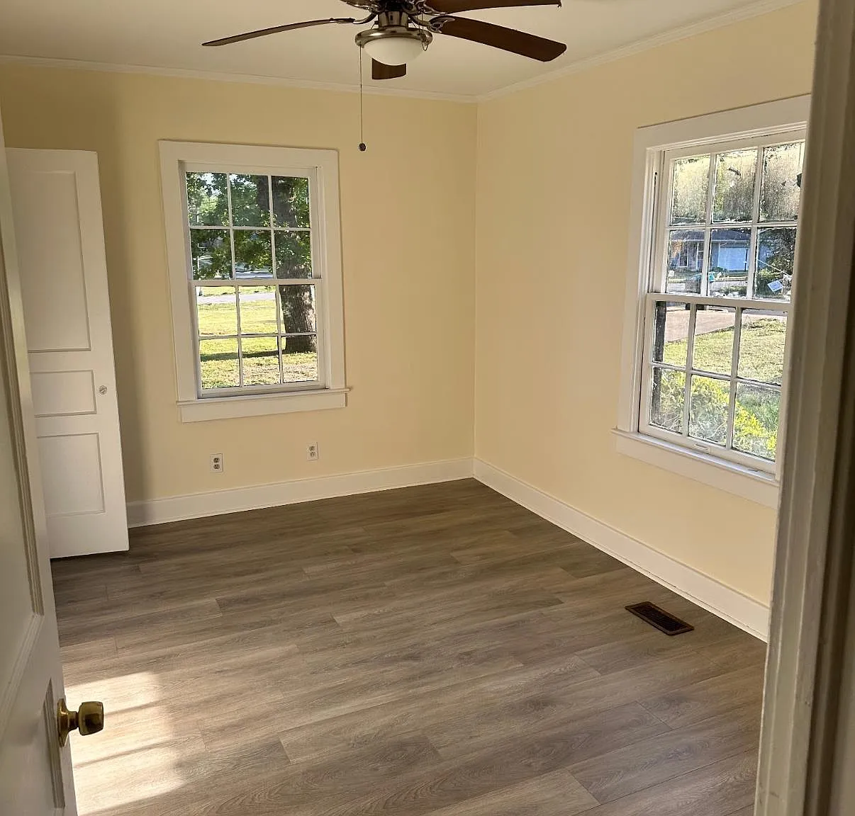 4 bed, 2.0 bath, $1,400 — Photo 4