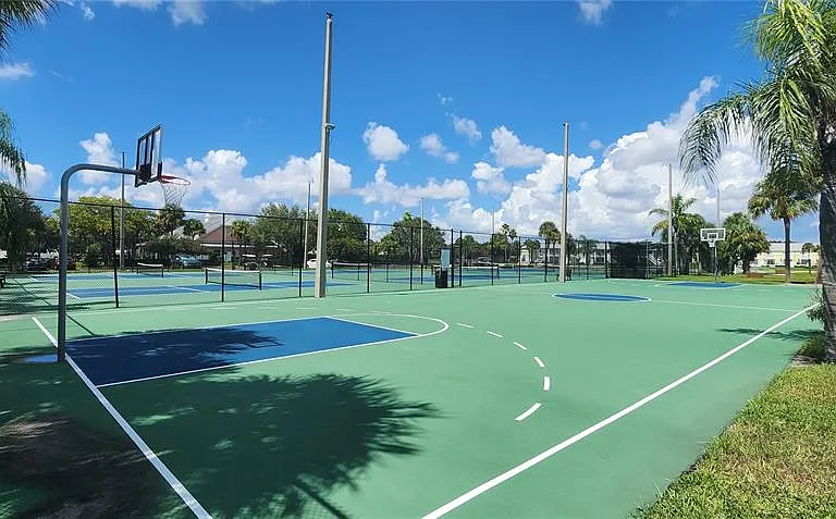 5215 Coquina Key Dr SE #B — Photo 34