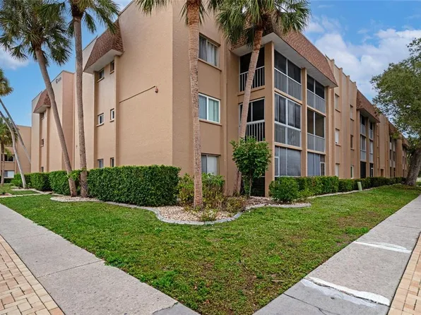 1520 Glen Oaks Dr E Unit 149, Sarasota, FL 34232
