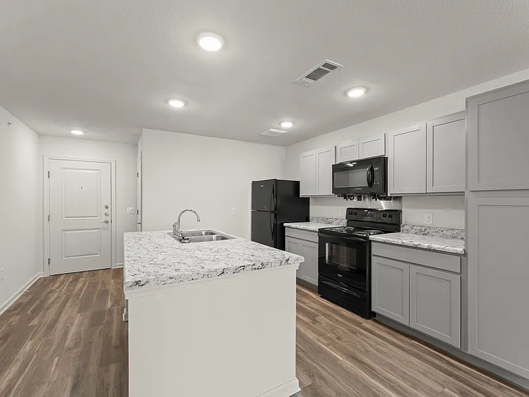 Cordova Apartments — Photo 23