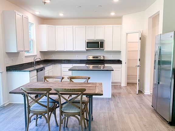 5th image of 172 N Regulator Dr Homesite 69
