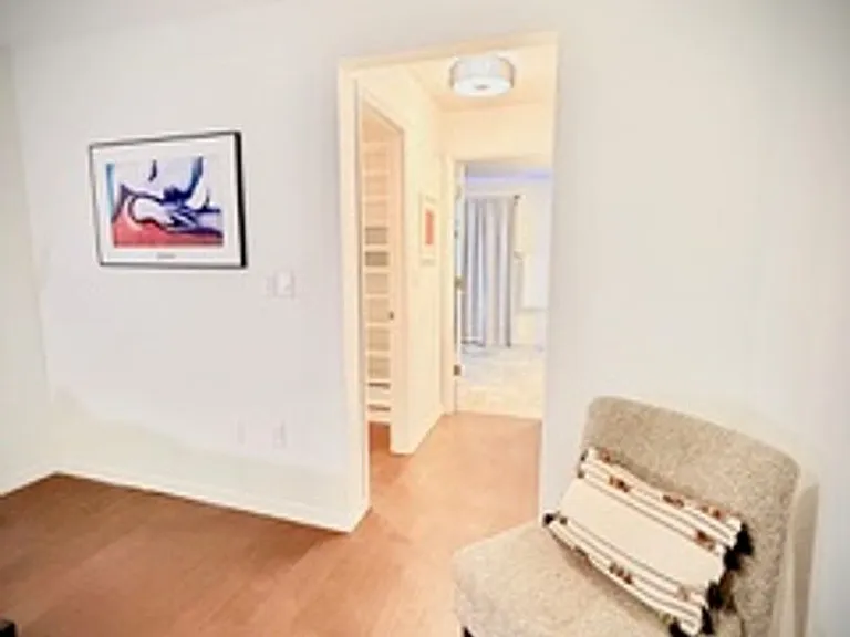 25482 Rampart Blvd — Photo 32