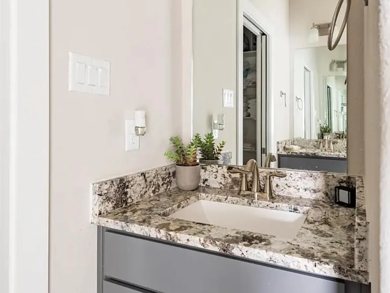 1740 Cove Crescent Ct — Photo 38